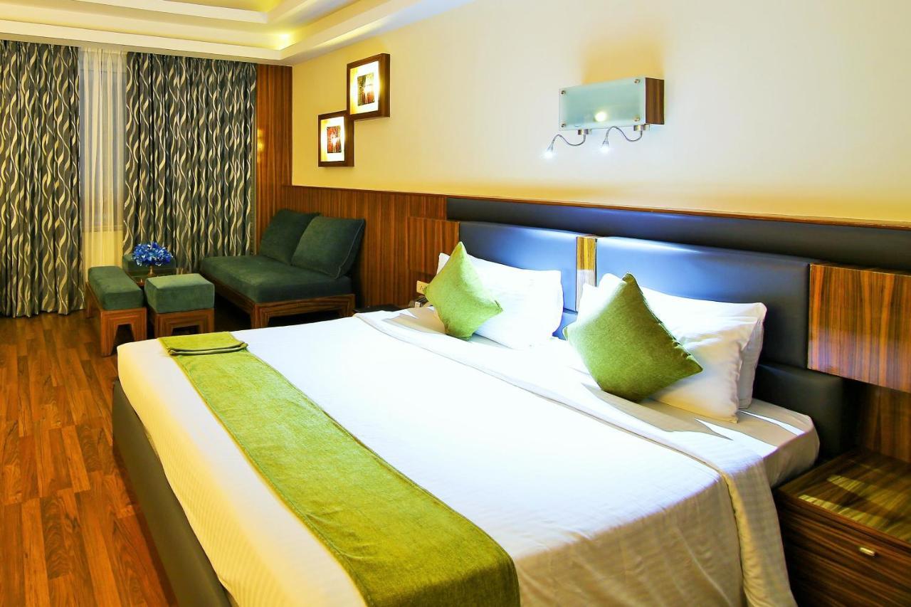 Gokulam Park Hotel Kochi Quarto foto