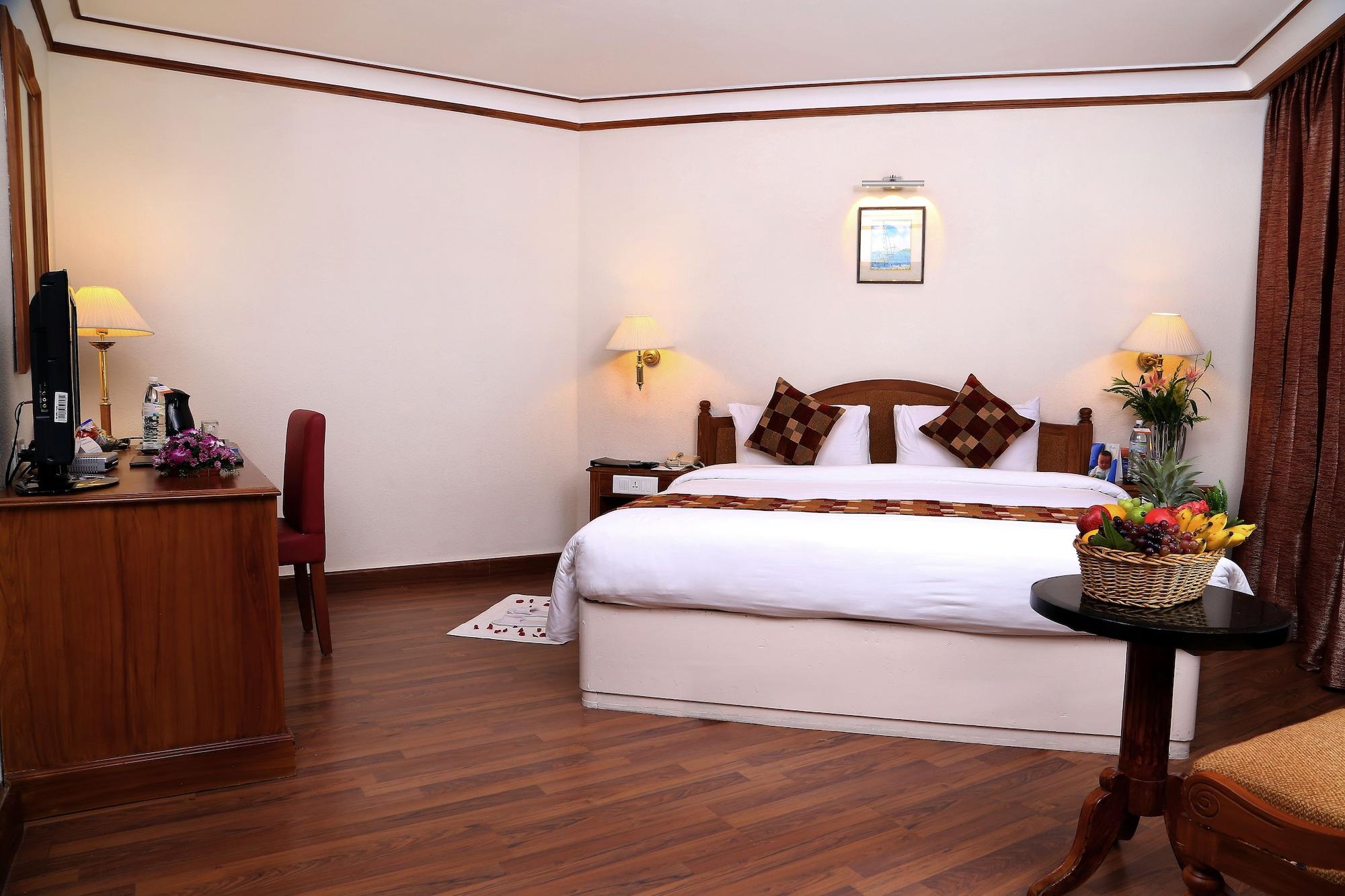 Gokulam Park Hotel Kochi Exterior foto
