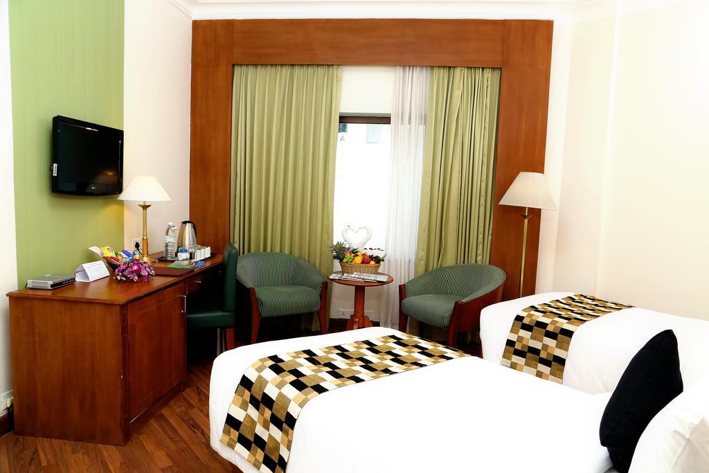Gokulam Park Hotel Kochi Quarto foto